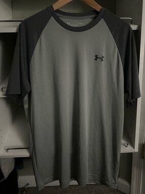 Under Armour Men's Two-Tone Gray Raglan Performance Tee